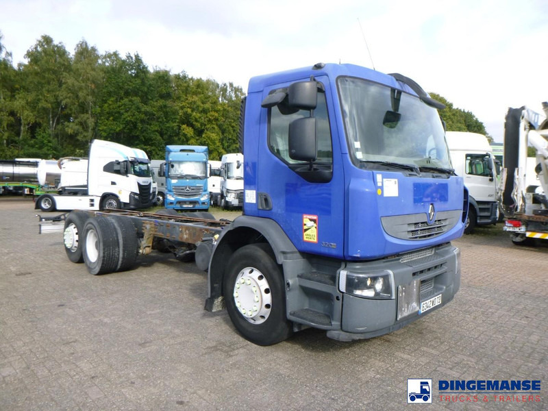 Renault Premium 320 dxi 6x2 chassis ADR - Cab chassis truck: picture 2 Renault Premium 320 dxi 6x2 chassis ADR - Cab chassis truck: picture 2
