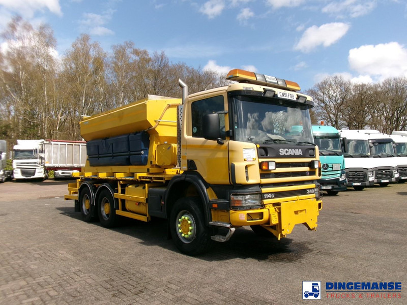 Scania P114-340 CB 6X6 RHD gritter / snow plough - Snow removal vehicle: picture 2 Scania P114-340 CB 6X6 RHD gritter / snow plough - Snow removal vehicle: picture 2