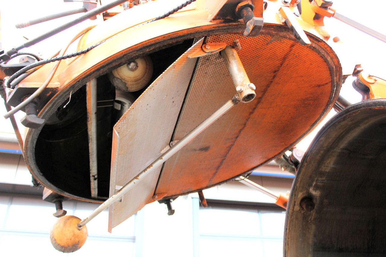 Vacuum truck MAN FE 32.410 A 8x2 Assmann 17m³ HD-Spül-KOMBI V2A: picture 10 Vacuum truck MAN FE 32.410 A 8x2 Assmann 17m³ HD-Spül-KOMBI V2A: picture 10