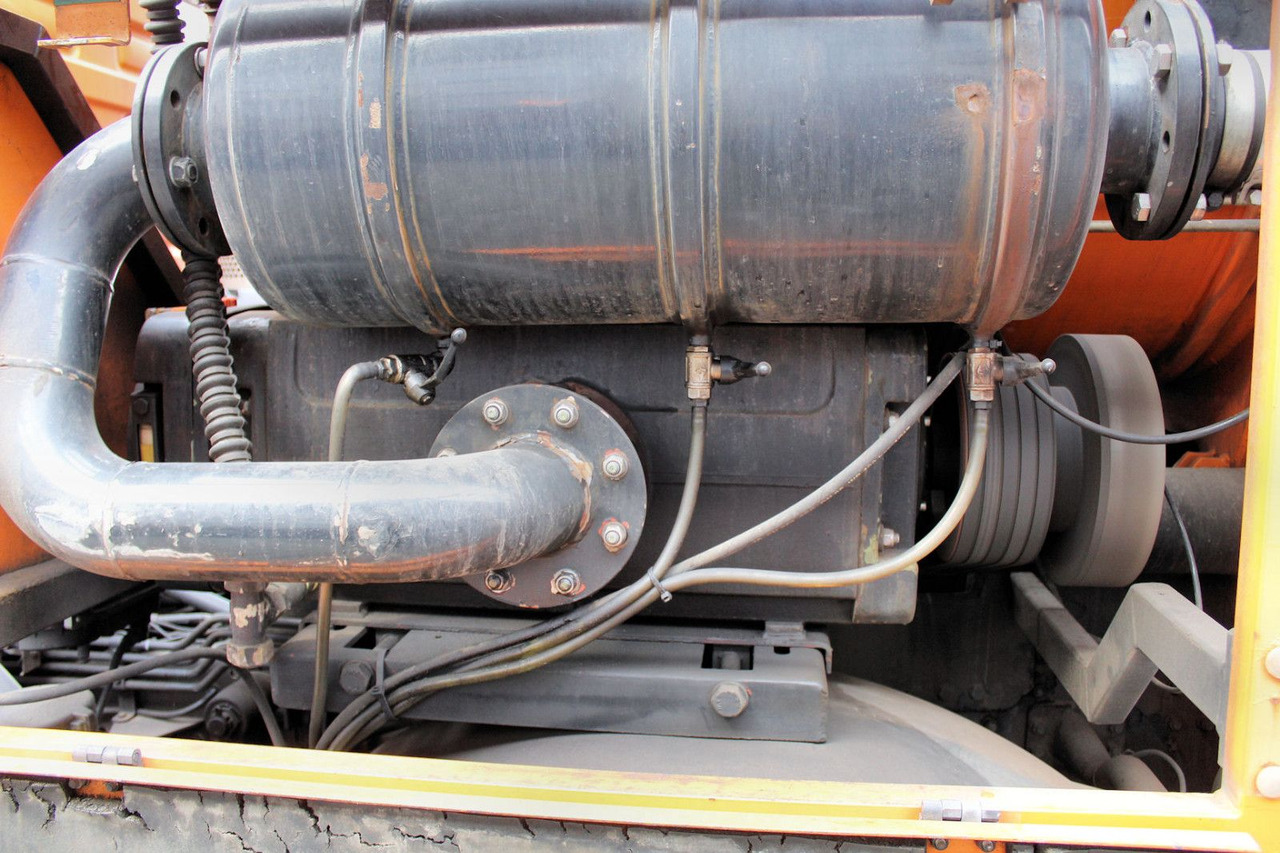 Vacuum truck MAN FE 32.410 A 8x2 Assmann 17m³ HD-Spül-KOMBI V2A: picture 8 Vacuum truck MAN FE 32.410 A 8x2 Assmann 17m³ HD-Spül-KOMBI V2A: picture 8