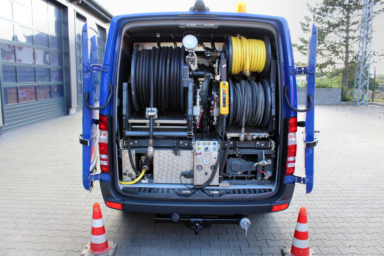 Mercedes-Benz Sprinter 516 CDI +Leistikow 1,4m³ HD-Spüler 2xHD - Vacuum truck: picture 1 Mercedes-Benz Sprinter 516 CDI +Leistikow 1,4m³ HD-Spüler 2xHD - Vacuum truck: picture 1