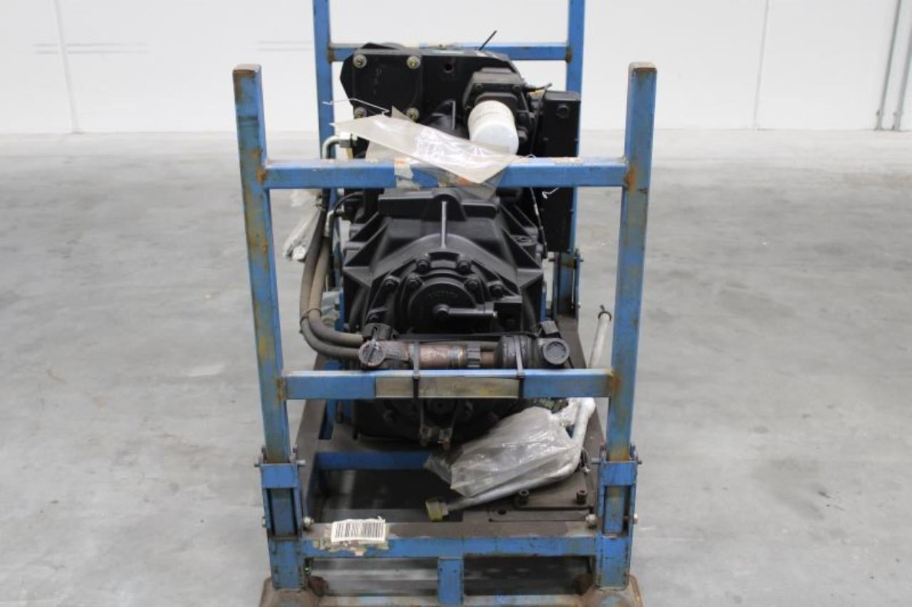 Dana 13.9TE10313-25 - Transmission for Material handling equipment: picture 3 Dana 13.9TE10313-25 - Transmission for Material handling equipment: picture 3