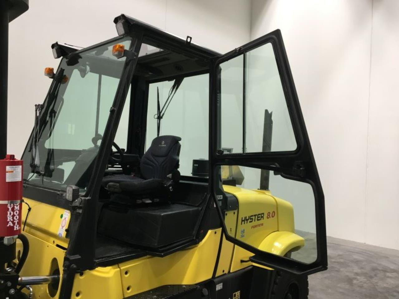Hyster H8.0FT-6 - Container handler: picture 2 Hyster H8.0FT-6 - Container handler: picture 2