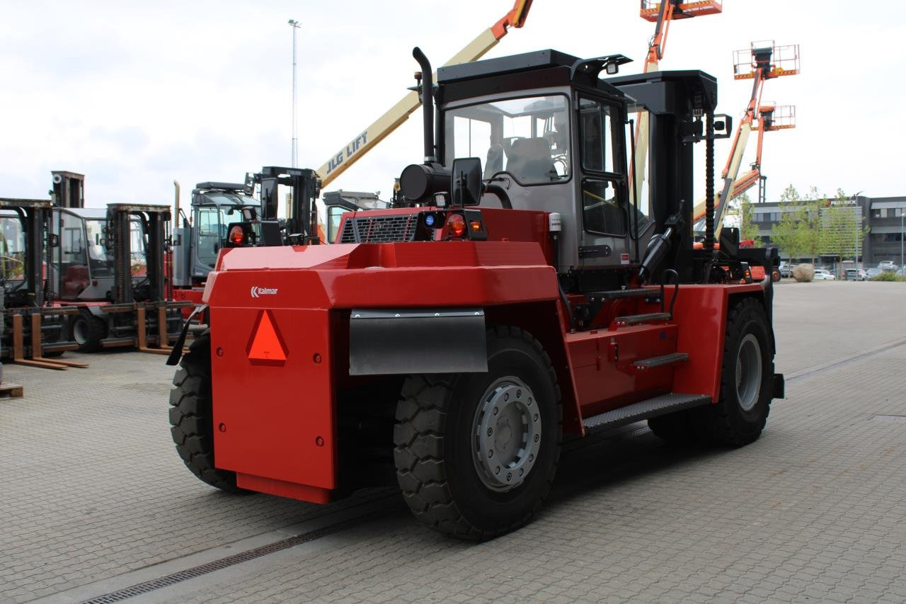 Kalmar DCD200-12LB - Diesel forklift: picture 3 Kalmar DCD200-12LB - Diesel forklift: picture 3