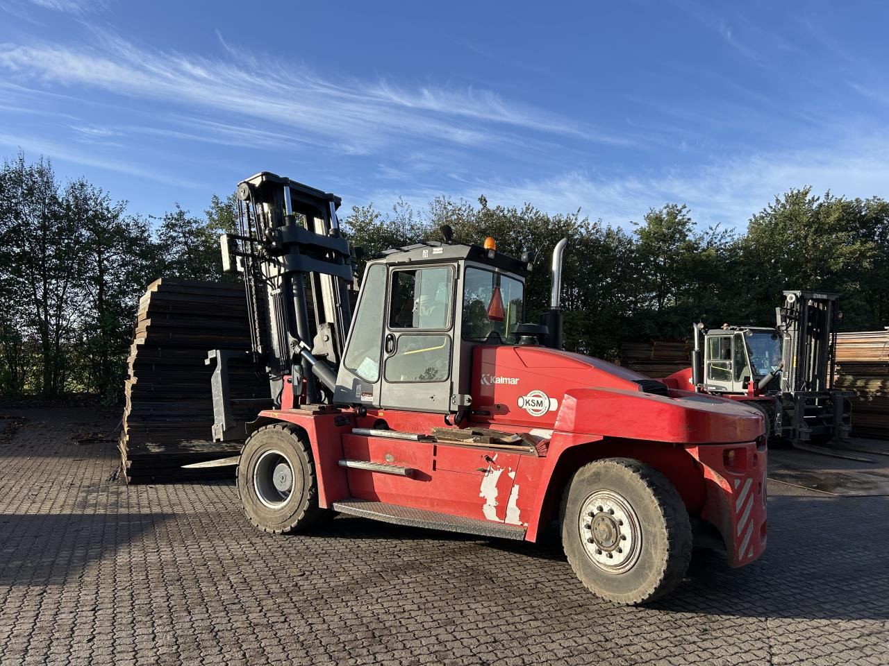 Kalmar DCG160-6 - Diesel forklift: picture 1 Kalmar DCG160-6 - Diesel forklift: picture 1