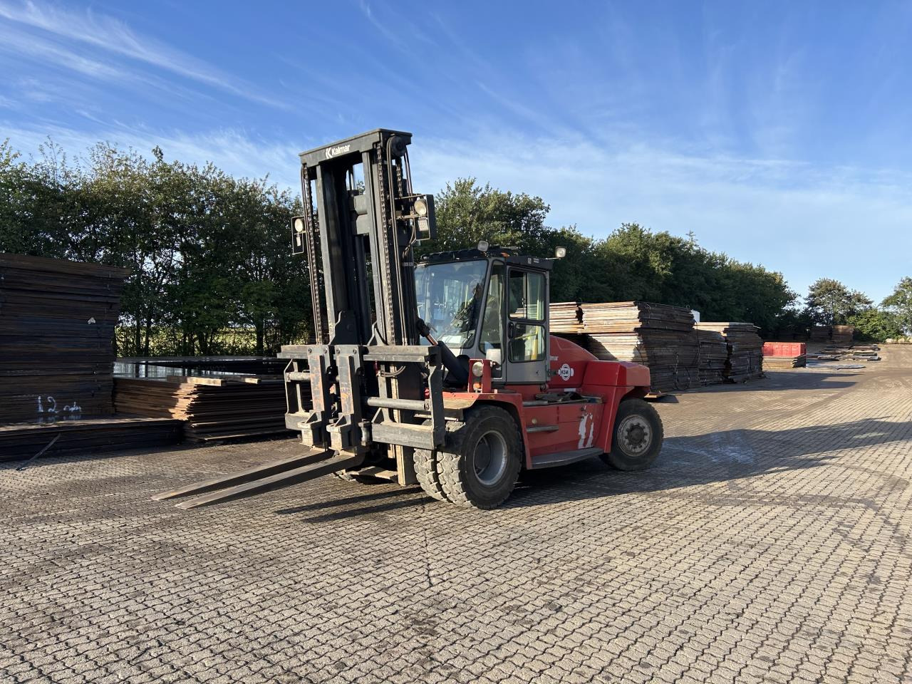 Kalmar DCG160-6 - Diesel forklift: picture 2 Kalmar DCG160-6 - Diesel forklift: picture 2