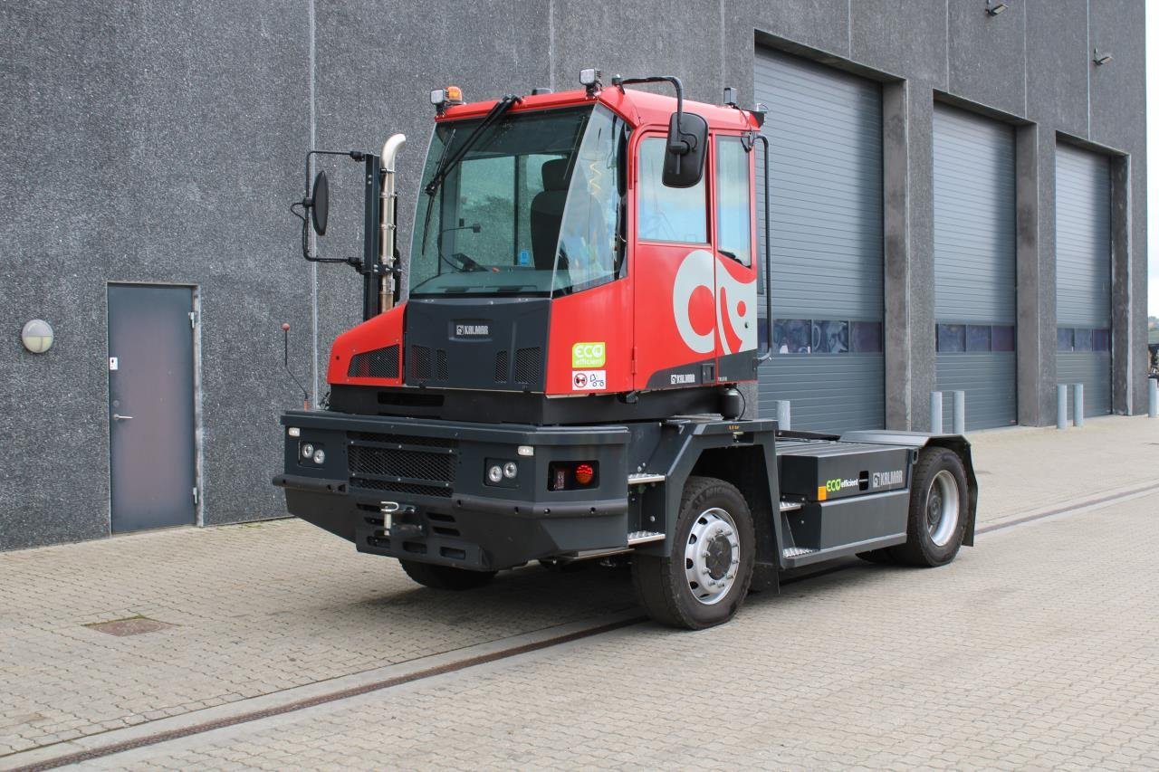 Kalmar TRL618I 4X4 - Terminal tractor: picture 2 Kalmar TRL618I 4X4 - Terminal tractor: picture 2