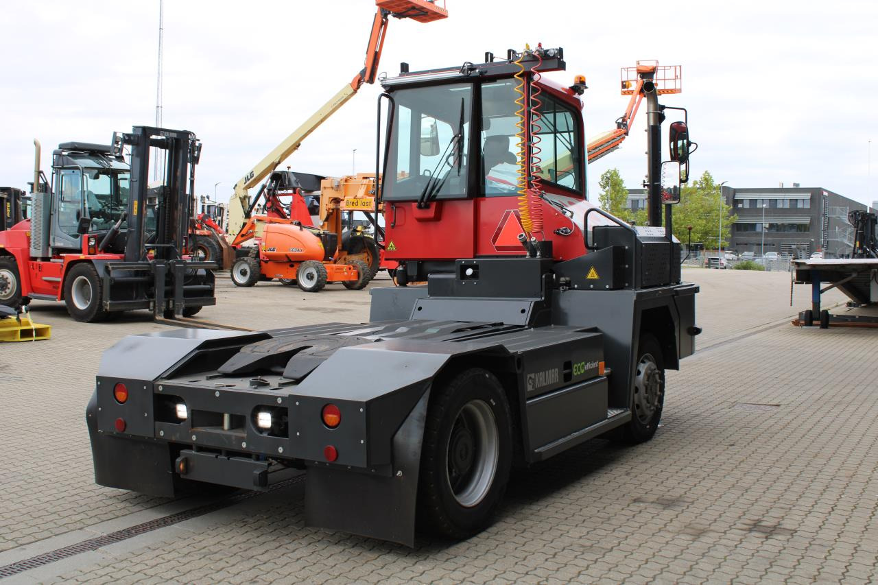 Kalmar TRL618I 4X4 - Terminal tractor: picture 3 Kalmar TRL618I 4X4 - Terminal tractor: picture 3