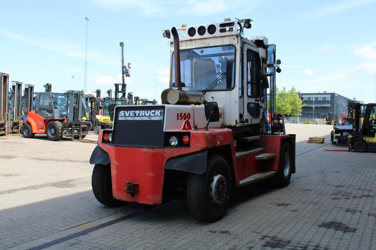 SveTruck 1560 - Diesel forklift: picture 3 SveTruck 1560 - Diesel forklift: picture 3