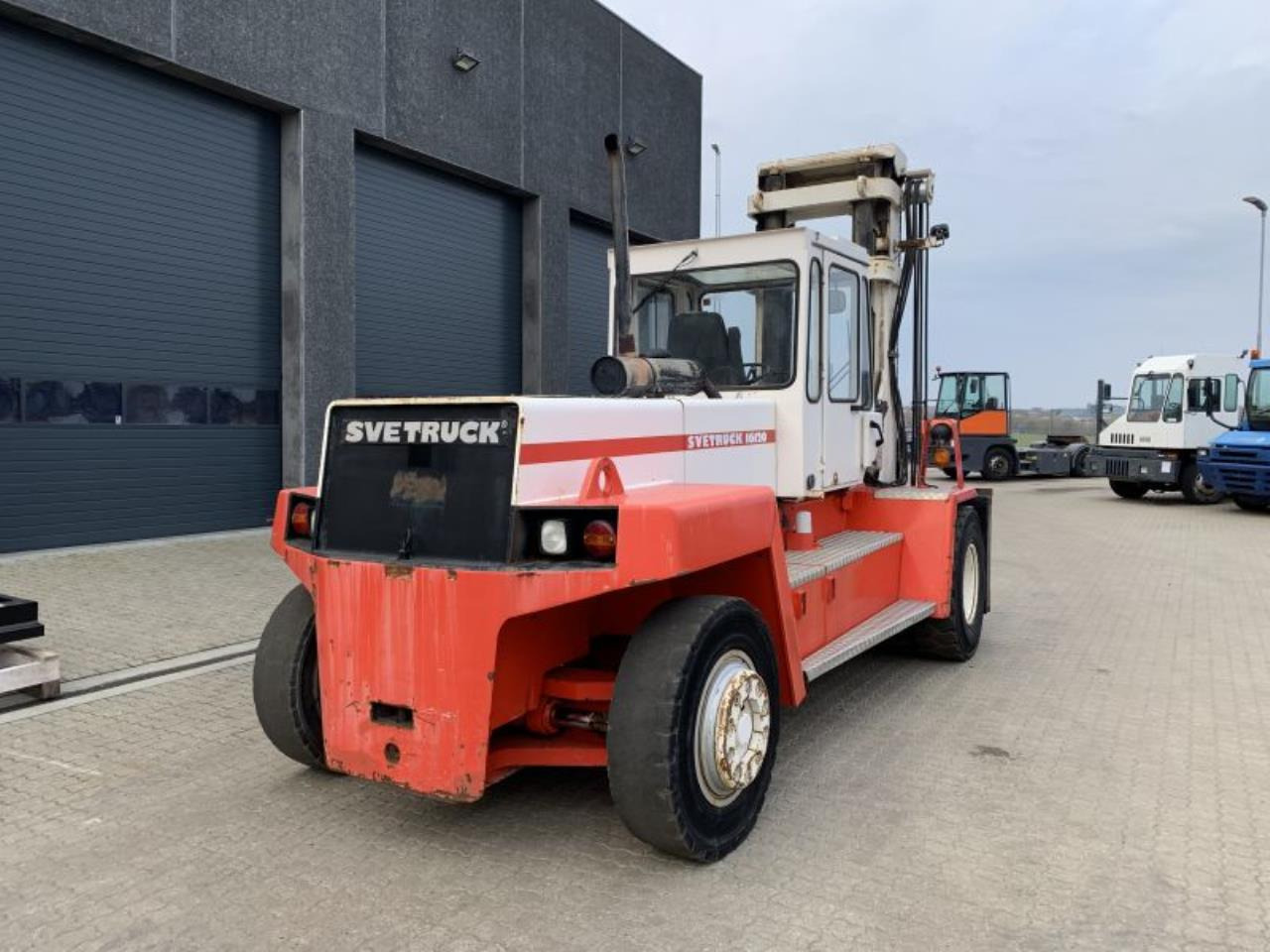 SveTruck 16120-38 - Diesel forklift: picture 3 SveTruck 16120-38 - Diesel forklift: picture 3