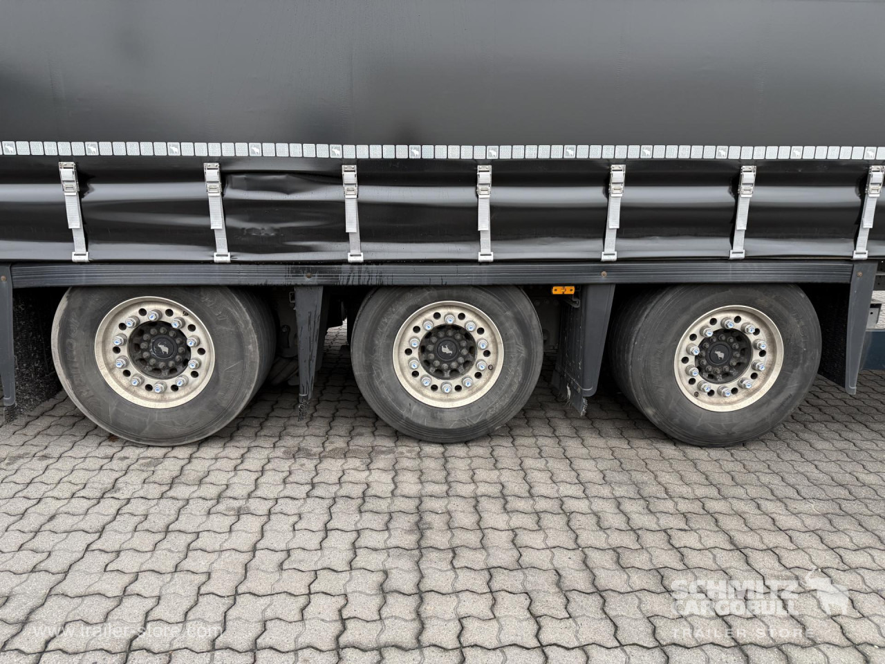 SCHMITZ Auflieger Curtainsider Mega - Curtainsider semi-trailer: picture 4 SCHMITZ Auflieger Curtainsider Mega - Curtainsider semi-trailer: picture 4