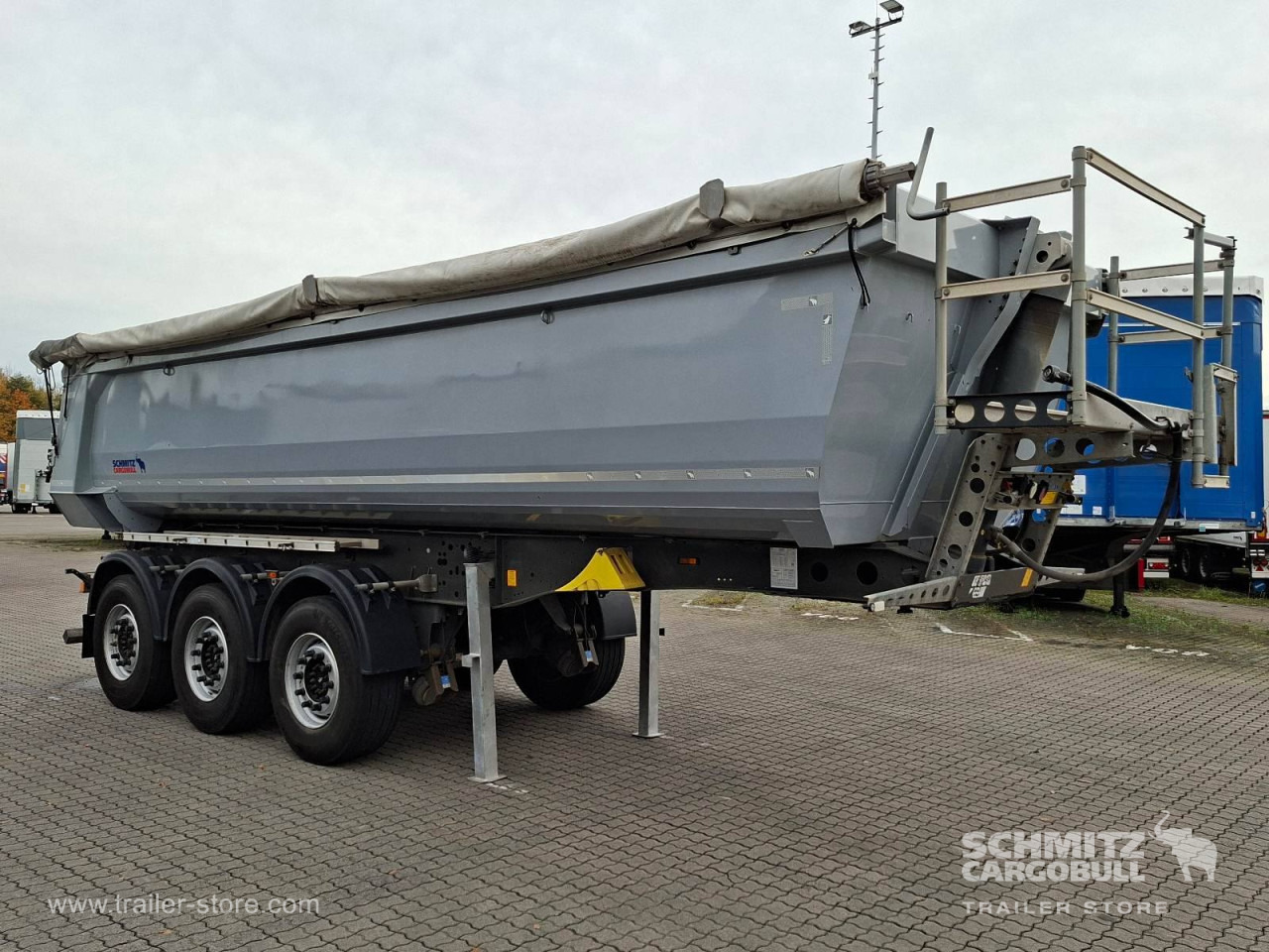 SCHMITZ Auflieger Kipper Stahlrundmulde 25m³ - Tipper semi-trailer: picture 1 SCHMITZ Auflieger Kipper Stahlrundmulde 25m³ - Tipper semi-trailer: picture 1