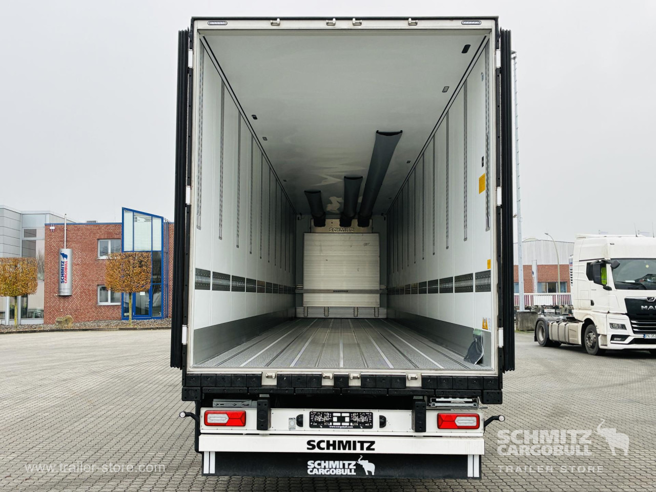 SCHMITZ Auflieger Tiefkühler Mega Double deck - Isothermal semi-trailer: picture 2 SCHMITZ Auflieger Tiefkühler Mega Double deck - Isothermal semi-trailer: picture 2