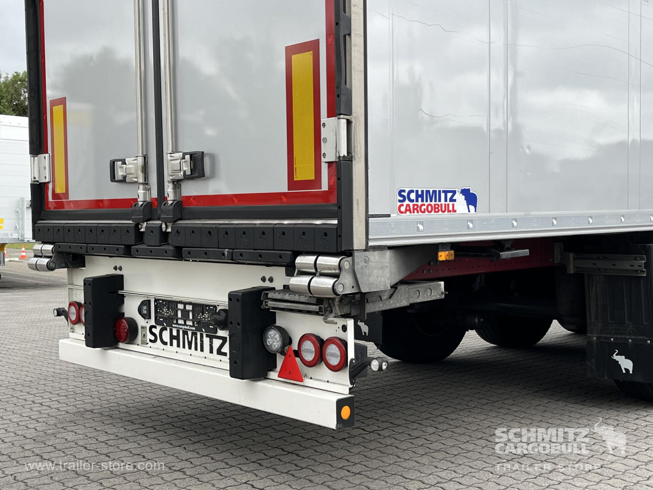 SCHMITZ Auflieger Tiefkühler Multitemp - Isothermal semi-trailer: picture 3 SCHMITZ Auflieger Tiefkühler Multitemp - Isothermal semi-trailer: picture 3
