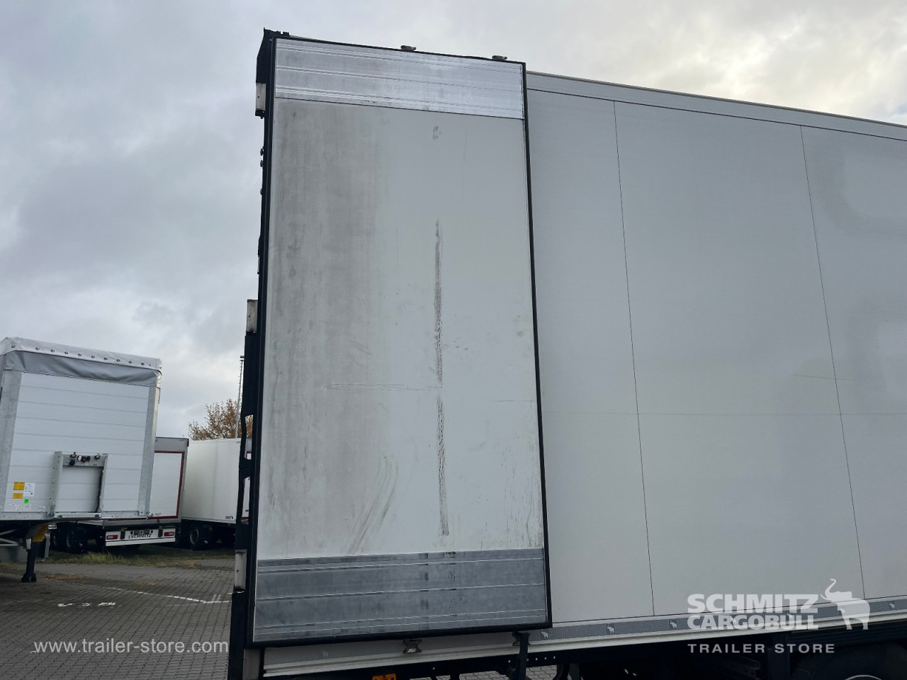 SCHMITZ Auflieger Tiefkühler Standard Double deck - Isothermal semi-trailer: picture 4 SCHMITZ Auflieger Tiefkühler Standard Double deck - Isothermal semi-trailer: picture 4