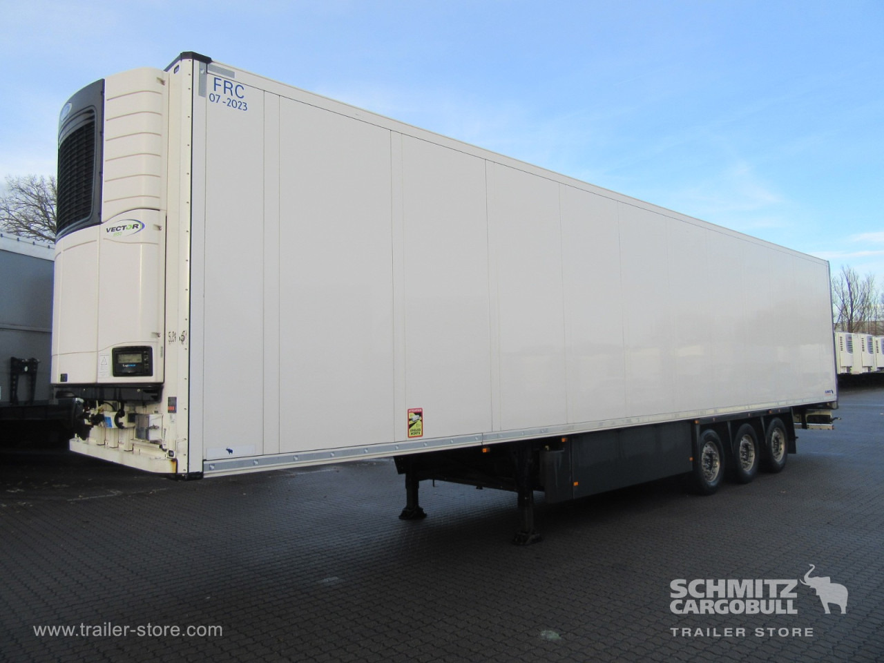 SCHMITZ Auflieger Tiefkühler Standard Double deck - Isothermal semi-trailer: picture 1 SCHMITZ Auflieger Tiefkühler Standard Double deck - Isothermal semi-trailer: picture 1