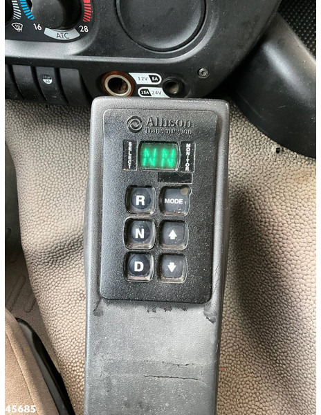 Hook lift truck DAF FAN 75 CF 310 VDL 21 Ton haakarmsysteem: picture 14 Hook lift truck DAF FAN 75 CF 310 VDL 21 Ton haakarmsysteem: picture 14