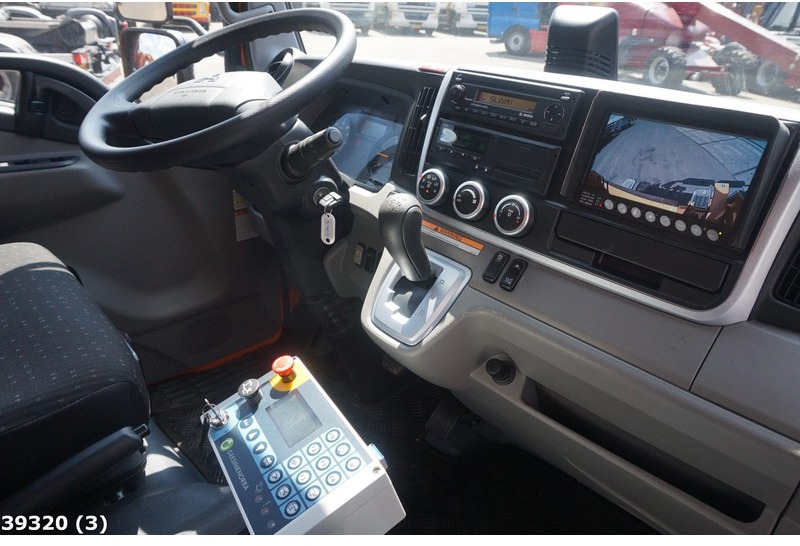 Garbage truck FUSO Canter 9C18 Geesink 7m³: picture 7 Garbage truck FUSO Canter 9C18 Geesink 7m³: picture 7