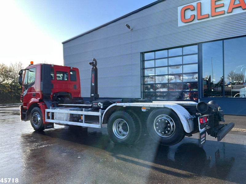 Iveco Stralis AD260S33 Euro 6 Multilift 20 Ton haakarmsysteem Just 197.693 Km! - Hook lift truck: picture 2 Iveco Stralis AD260S33 Euro 6 Multilift 20 Ton haakarmsysteem Just 197.693 Km! - Hook lift truck: picture 2