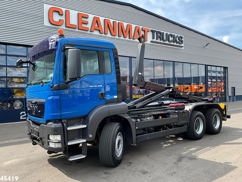 MAN TGS 26.400 6x4 Manual Full Steel Just 327.817 km! - Hook lift truck: picture 1 MAN TGS 26.400 6x4 Manual Full Steel Just 327.817 km! - Hook lift truck: picture 1