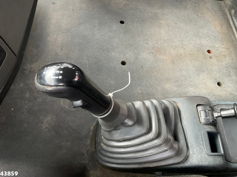 Tipper, Crane truck MAN TGS 35.400 8x4 Euro 6 Palfinger 17 Tonmeter Z-kraan: picture 20 Tipper, Crane truck MAN TGS 35.400 8x4 Euro 6 Palfinger 17 Tonmeter Z-kraan: picture 20