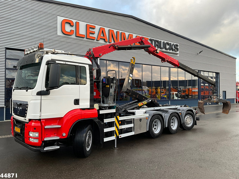 MAN TGS 35.440 8x4 HMF 16 Tonmeter Z-kraan - Hook lift truck: picture 1 MAN TGS 35.440 8x4 HMF 16 Tonmeter Z-kraan - Hook lift truck: picture 1