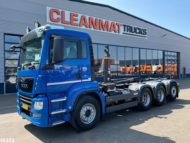 MAN TGS 36.460 8x4 Euro 6 Hiab 30 Ton haakarmsysteem - Hook lift truck: picture 2 MAN TGS 36.460 8x4 Euro 6 Hiab 30 Ton haakarmsysteem - Hook lift truck: picture 2