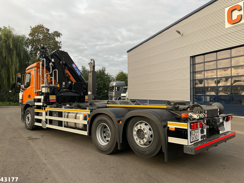 Mercedes-Benz Actros 2643 Euro 6 HMF 23 Tonmeter laadkraan - Hook lift truck, Crane truck: picture 4 Mercedes-Benz Actros 2643 Euro 6 HMF 23 Tonmeter laadkraan - Hook lift truck, Crane truck: picture 4