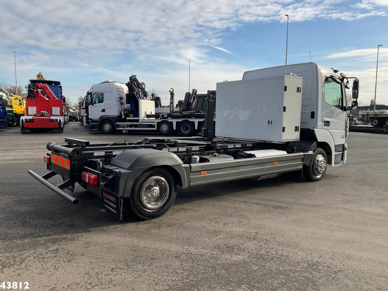 Mercedes-Benz Atego 818 Euro 6 10 Ton haakarmsysteem - Hook lift truck: picture 5 Mercedes-Benz Atego 818 Euro 6 10 Ton haakarmsysteem - Hook lift truck: picture 5