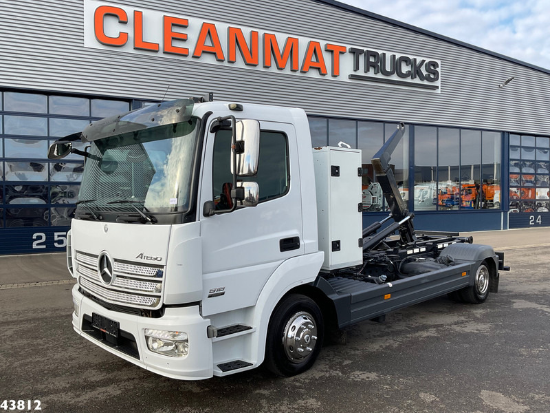 Mercedes-Benz Atego 818 Euro 6 10 Ton haakarmsysteem - Hook lift truck: picture 1 Mercedes-Benz Atego 818 Euro 6 10 Ton haakarmsysteem - Hook lift truck: picture 1