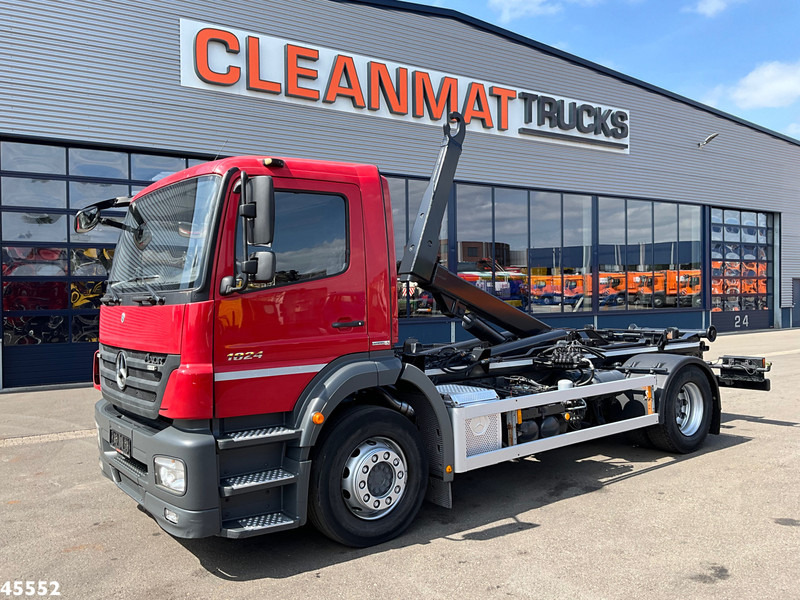 Hook lift truck Mercedes-Benz Axor 1824 Euro 5 14 Ton haakarmsysteem: picture 1