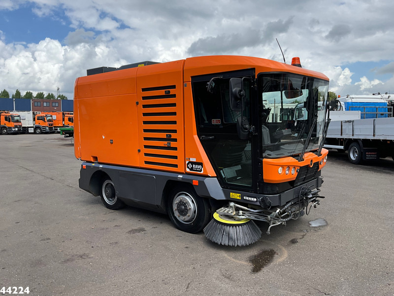Ravo 540 Euro 6 - Road sweeper: picture 3 Ravo 540 Euro 6 - Road sweeper: picture 3