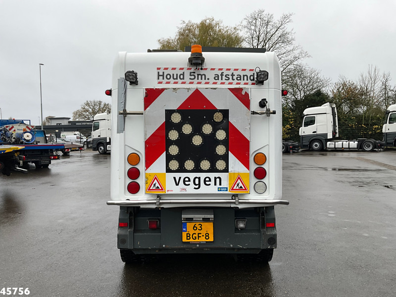 Leasing of Ravo 580 with 3-rd brush Ravo 580 with 3-rd brush: picture 7 Leasing of Ravo 580 with 3-rd brush Ravo 580 with 3-rd brush: picture 7