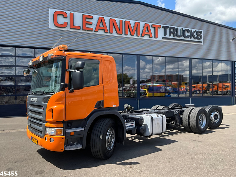 Scania P 280 6x2 Chassis Cabine with PTO Just 218.646 km! - Cab chassis truck: picture 1 Scania P 280 6x2 Chassis Cabine with PTO Just 218.646 km! - Cab chassis truck: picture 1
