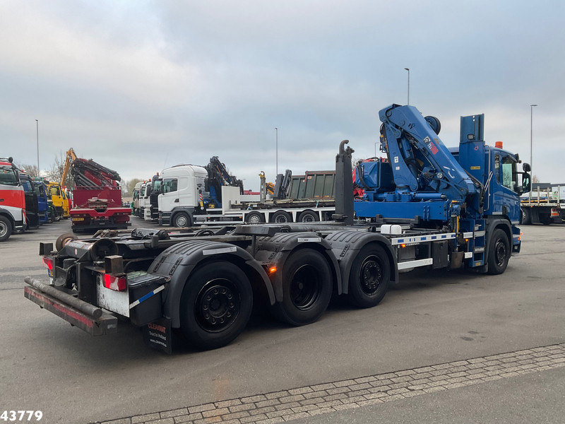 Scania P 360 8x2 Hiab 21 Tonmeter laadkraan - Hook lift truck, Crane truck: picture 4 Scania P 360 8x2 Hiab 21 Tonmeter laadkraan - Hook lift truck, Crane truck: picture 4