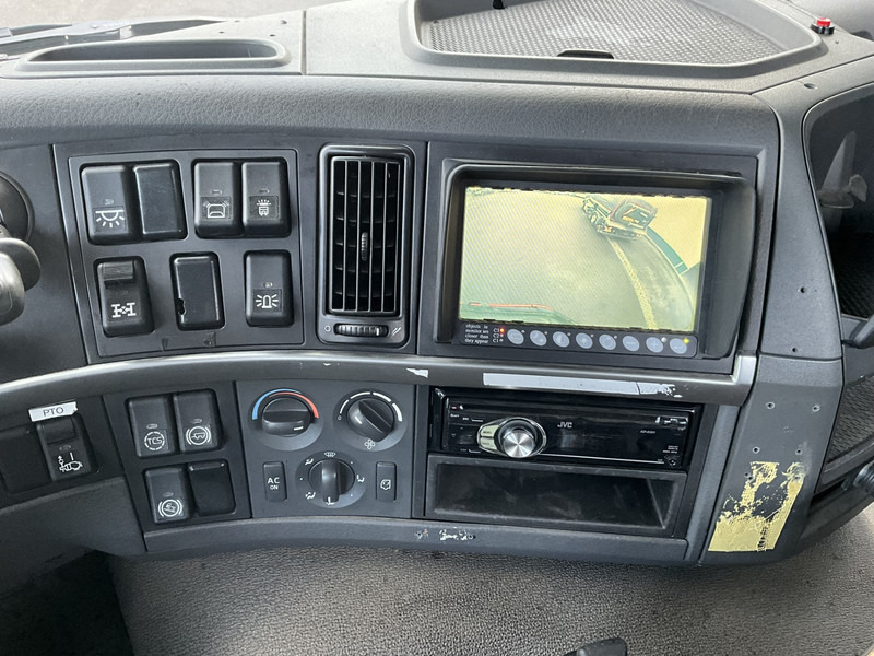 Hook lift truck Volvo FM 330 6x4 Hiab 21 Ton haakarmsysteem Just 35.598 Km!: picture 11