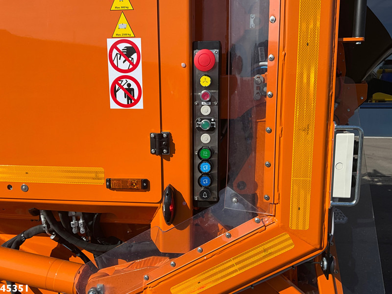 Garbage truck Volvo FM 330 Euro 6 Geesink 20m³ GEC Welvaarts weighing system: picture 11 Garbage truck Volvo FM 330 Euro 6 Geesink 20m³ GEC Welvaarts weighing system: picture 11