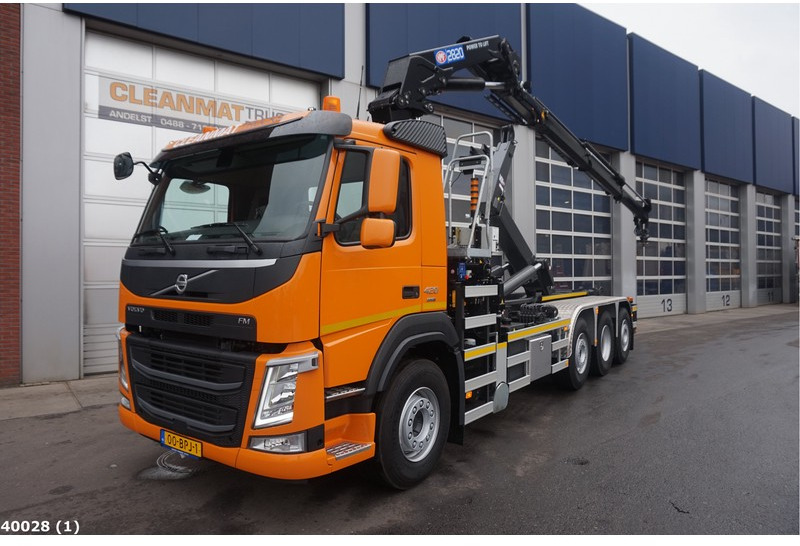Hook lift truck, Crane truck Volvo FM 420 8x2 HMF 28 ton/meter laadkraan: picture 1