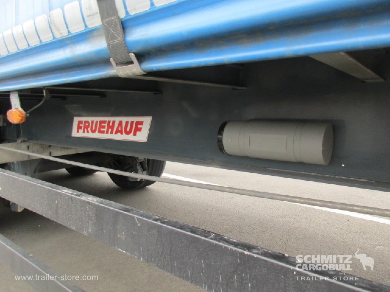 FRUEHAUF Curtainsider Standard - Curtainsider semi-trailer: picture 3 FRUEHAUF Curtainsider Standard - Curtainsider semi-trailer: picture 3