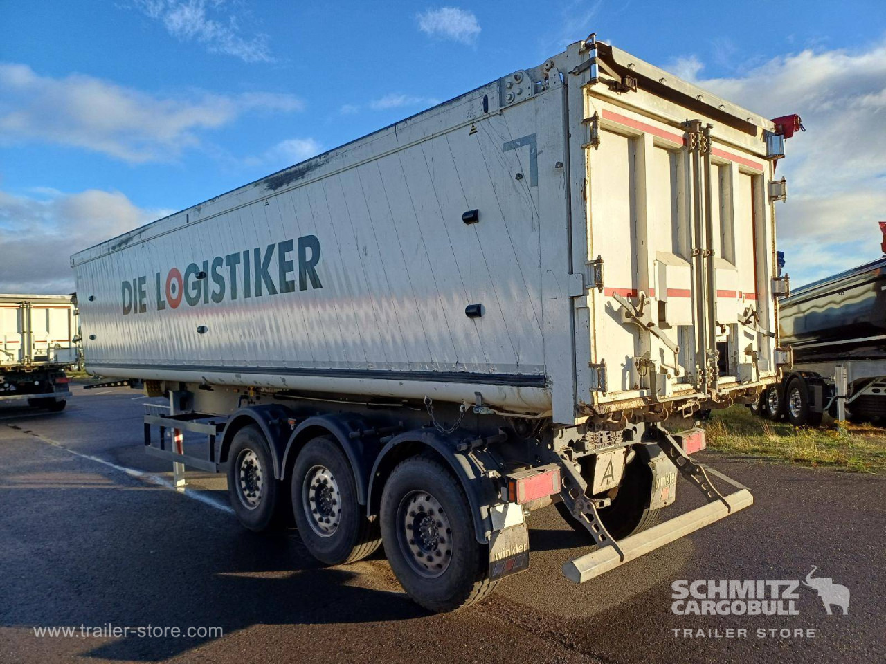 SCHMITZ Auflieger Kipper Alukastenmulde 44m³ - Tipper semi-trailer: picture 4 SCHMITZ Auflieger Kipper Alukastenmulde 44m³ - Tipper semi-trailer: picture 4