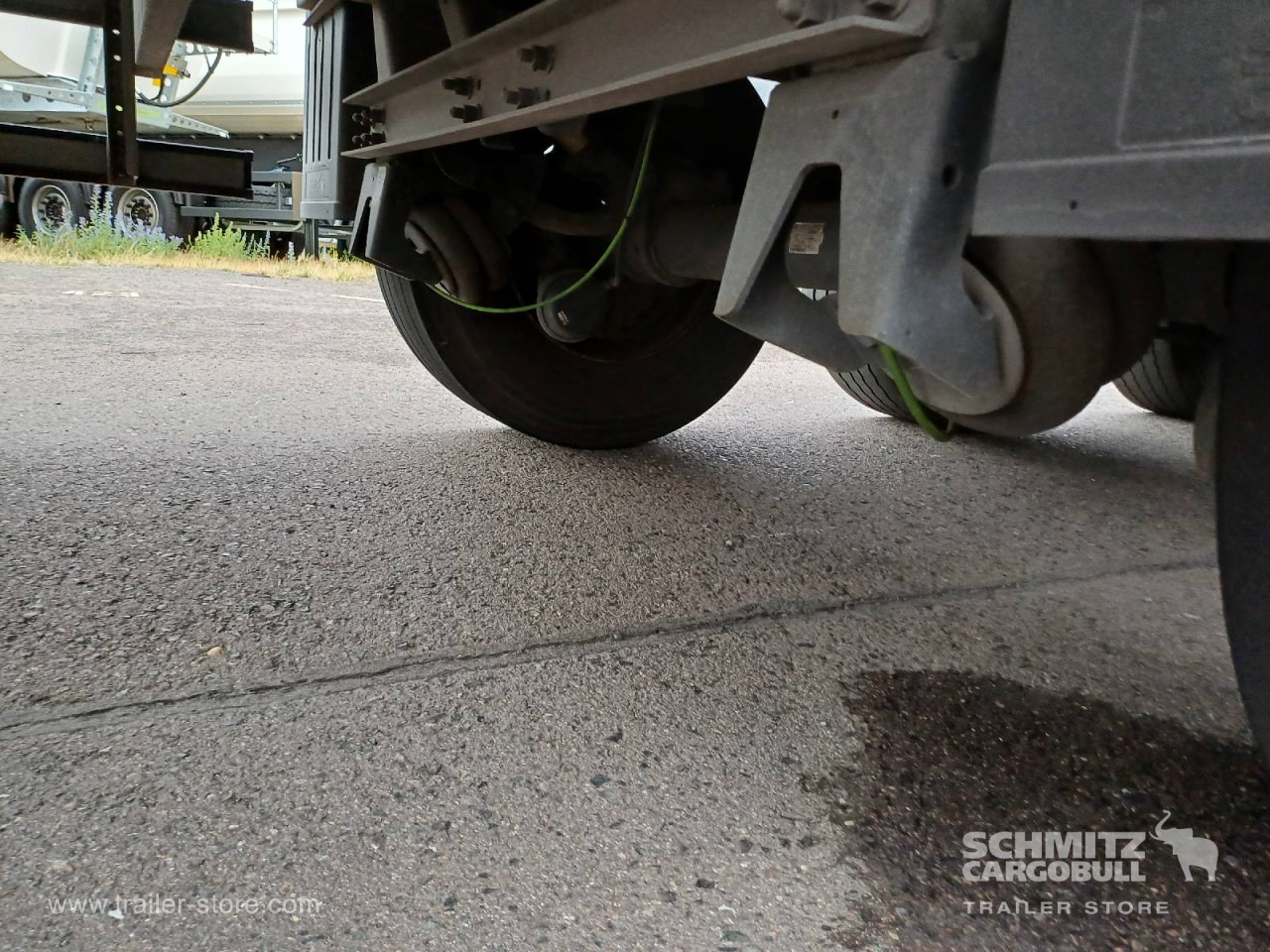 SCHMITZ Auflieger Trockenfrachtkoffer Standard - Closed box semi-trailer: picture 4 SCHMITZ Auflieger Trockenfrachtkoffer Standard - Closed box semi-trailer: picture 4