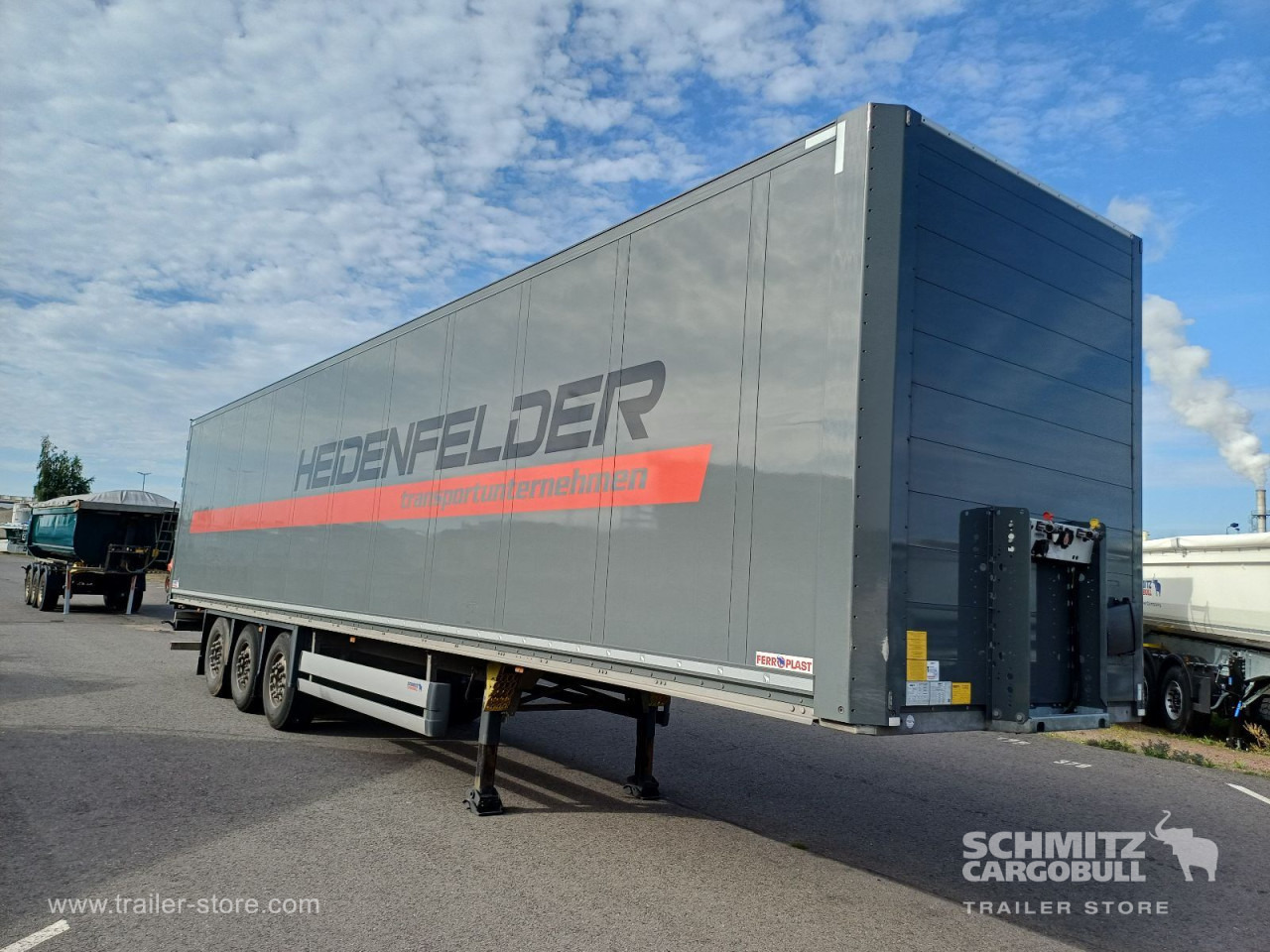 SCHMITZ Auflieger Trockenfrachtkoffer Standard - Closed box semi-trailer: picture 1 SCHMITZ Auflieger Trockenfrachtkoffer Standard - Closed box semi-trailer: picture 1