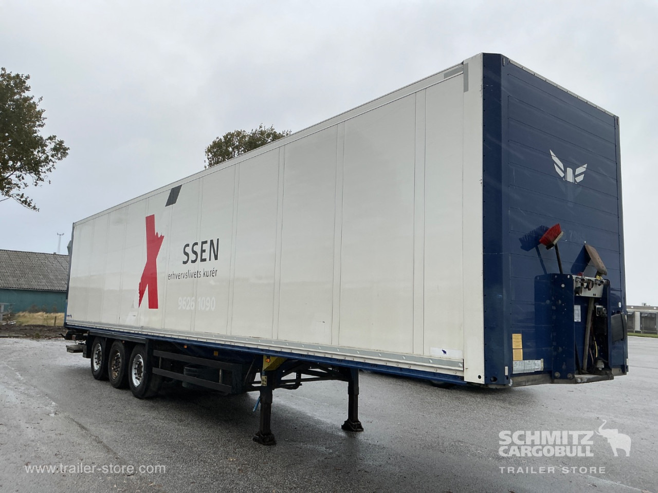 SCHMITZ Dryfreight Standard Taillift - Closed box semi-trailer: picture 1 SCHMITZ Dryfreight Standard Taillift - Closed box semi-trailer: picture 1