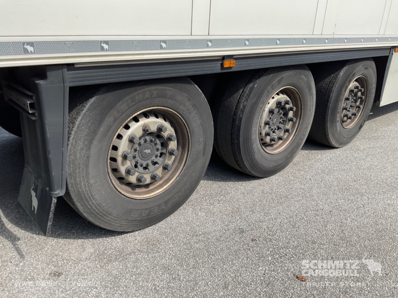 SCHMITZ Reefer Standard Double deck - Isothermal semi-trailer: picture 3 SCHMITZ Reefer Standard Double deck - Isothermal semi-trailer: picture 3