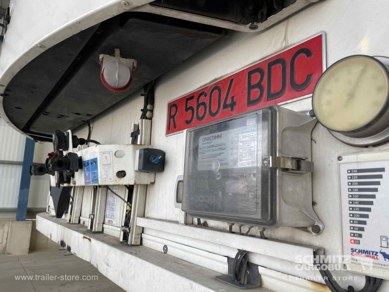 SCHMITZ Semiremolque Frigo Standard - Isothermal semi-trailer: picture 2 SCHMITZ Semiremolque Frigo Standard - Isothermal semi-trailer: picture 2