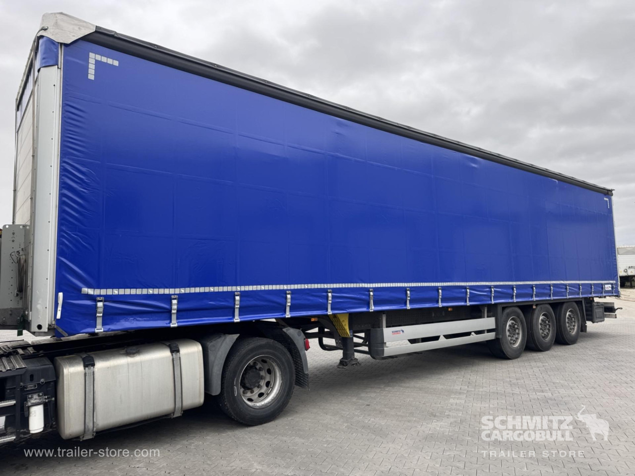 SCHMITZ Curtainsider Standard - Curtainsider semi-trailer: picture 5 SCHMITZ Curtainsider Standard - Curtainsider semi-trailer: picture 5