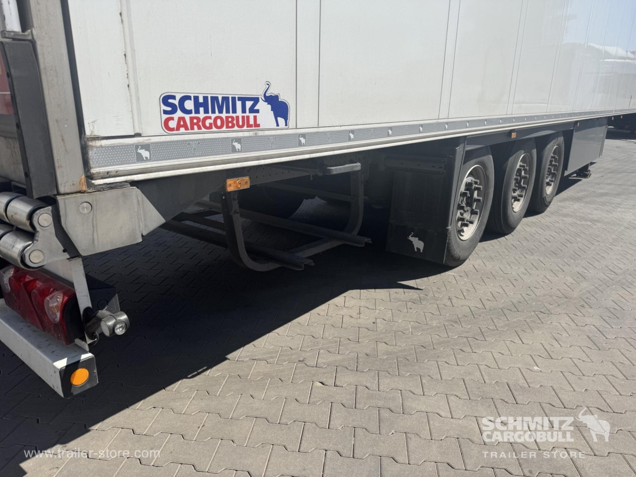Isothermal semi-trailer SCHMITZ Reefer Standard Double deck: picture 14 Isothermal semi-trailer SCHMITZ Reefer Standard Double deck: picture 14