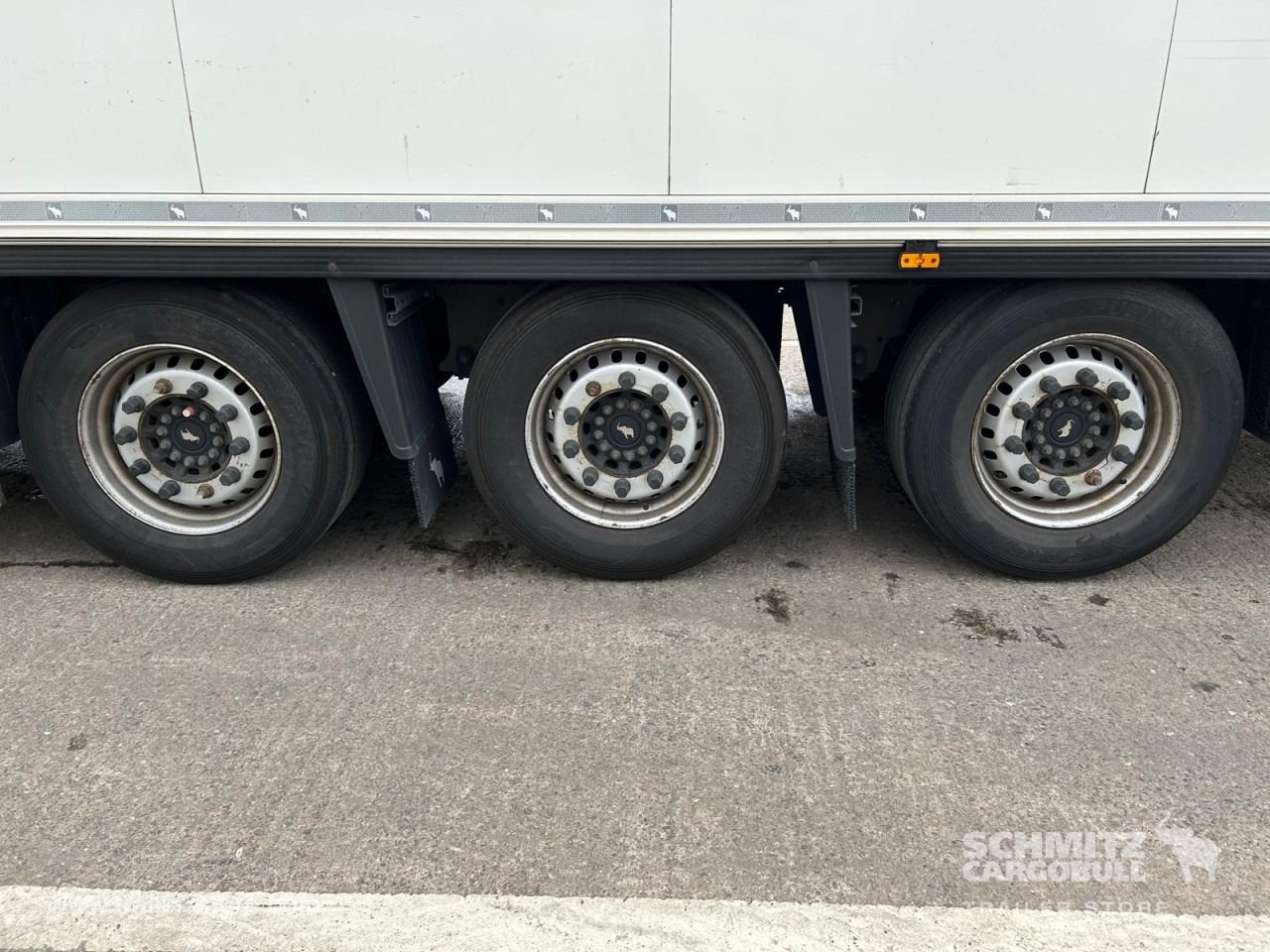 SCHMITZ Reefer Meat hanging system - Isothermal semi-trailer: picture 3 SCHMITZ Reefer Meat hanging system - Isothermal semi-trailer: picture 3