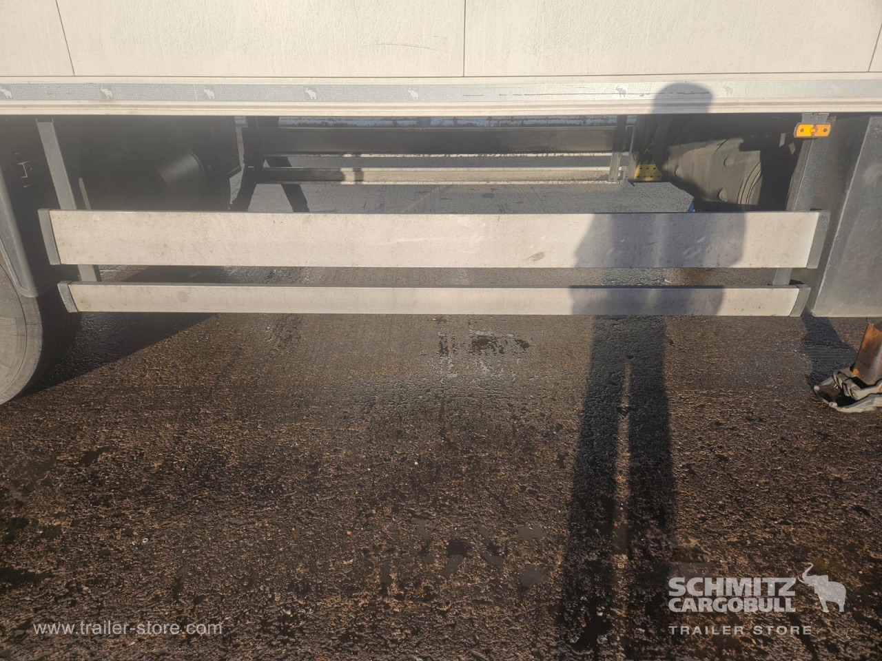 SCHMITZ Reefer Multitemp - Isothermal semi-trailer: picture 4 SCHMITZ Reefer Multitemp - Isothermal semi-trailer: picture 4