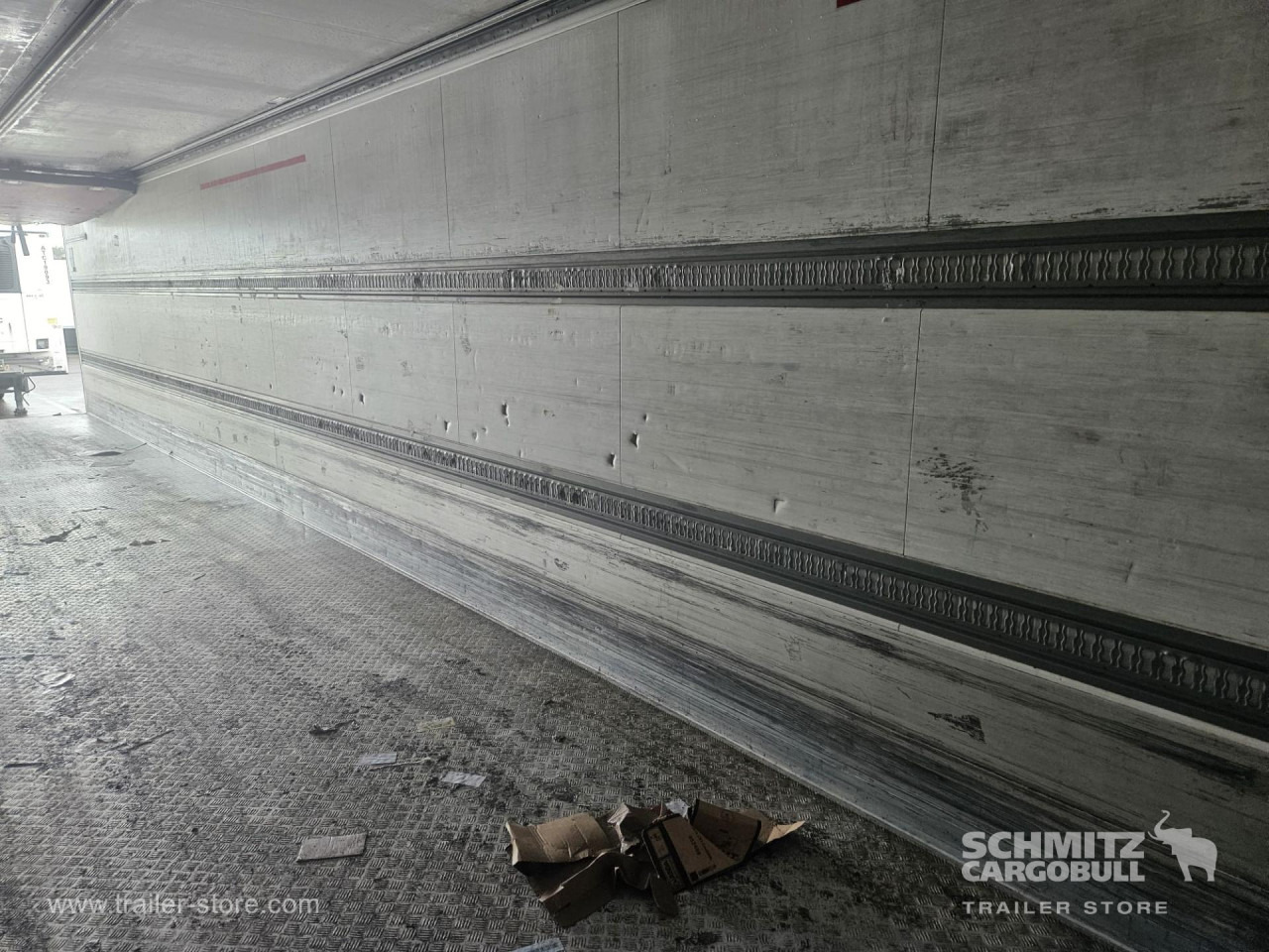 SCHMITZ Reefer Multitemp - Isothermal semi-trailer: picture 4 SCHMITZ Reefer Multitemp - Isothermal semi-trailer: picture 4